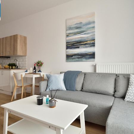 Espresso Apartment Near Chopin Airport Warszawa Zewnętrze zdjęcie
